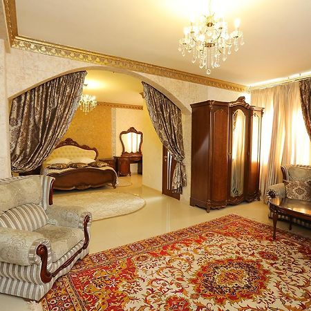 "Zolotoe Runo" Hotel Odessa Exterior photo